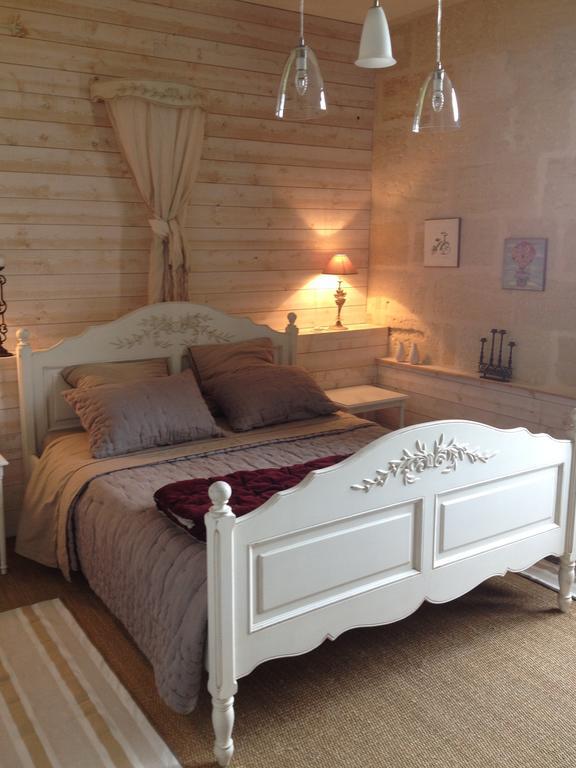 ホテルChateau Nardou Saint-Sulpice-et-Cameyrac 部屋 写真