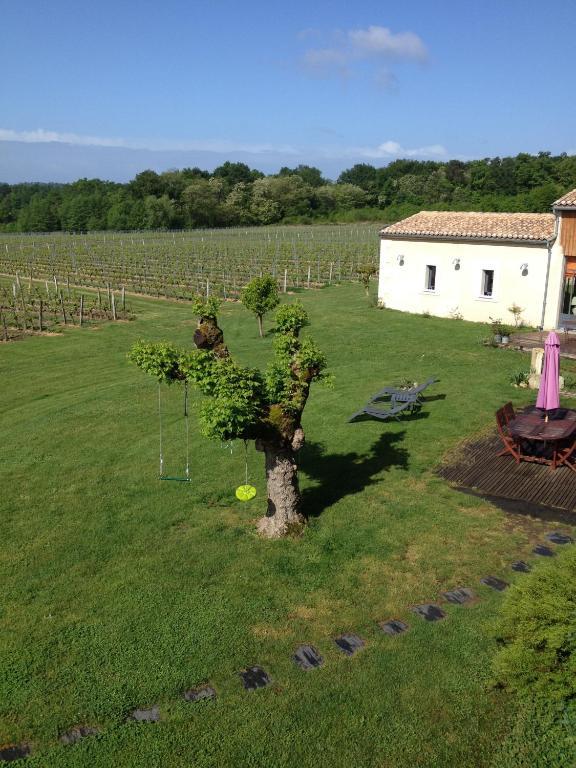 ホテルChateau Nardou Saint-Sulpice-et-Cameyrac 部屋 写真