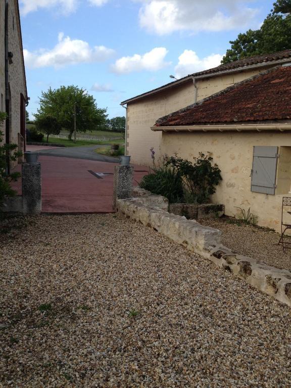 ホテルChateau Nardou Saint-Sulpice-et-Cameyrac 部屋 写真