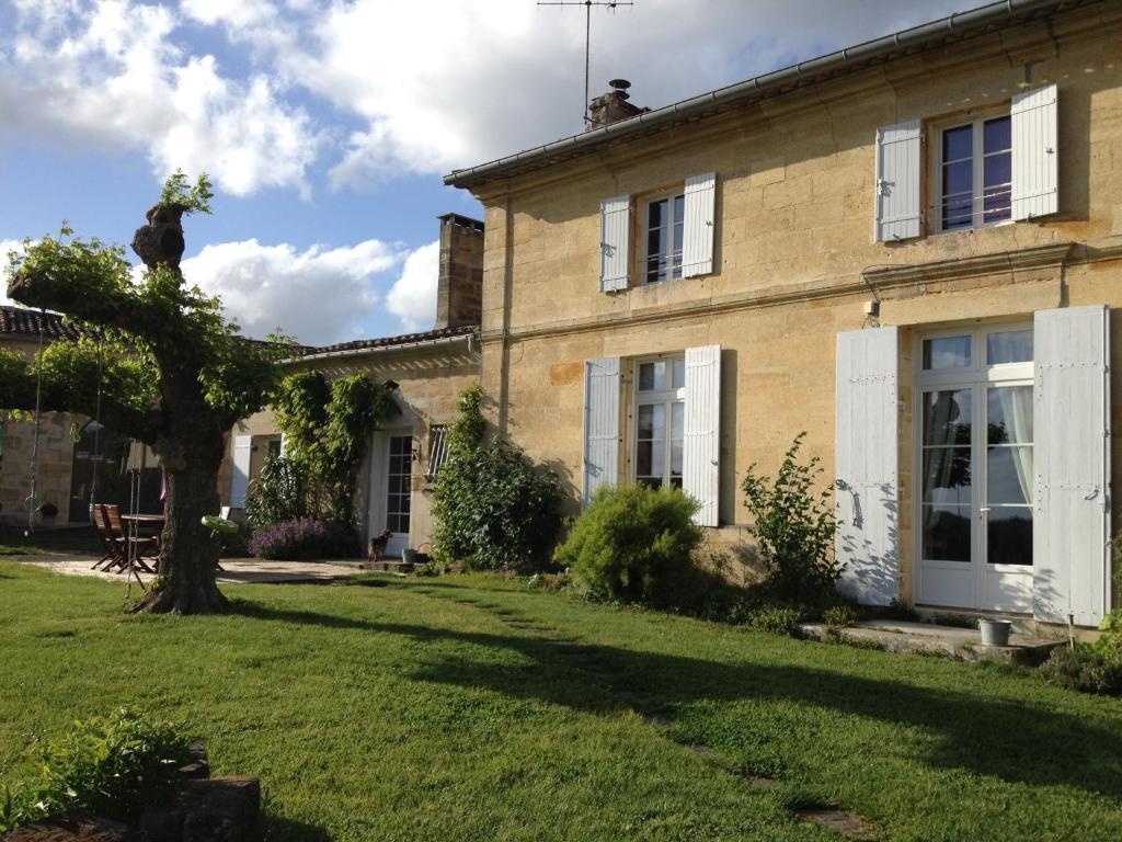ホテルChateau Nardou Saint-Sulpice-et-Cameyrac 部屋 写真
